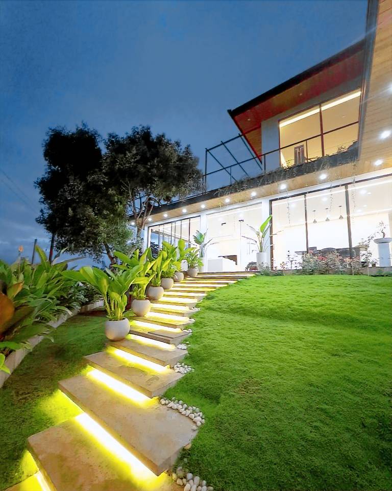 114 m&sup2; Villa