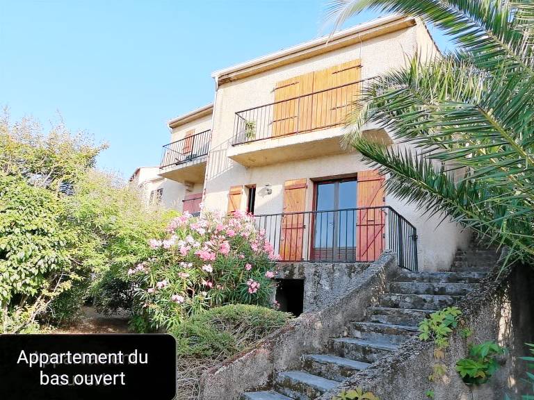 Rental apartment with pool, patio & barbecue | Sea view — photo 3