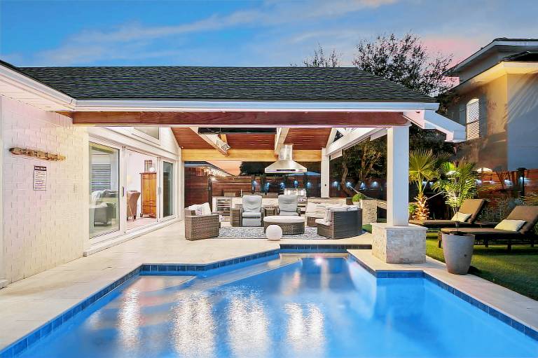 Secret Beach House