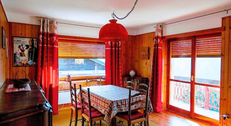 Fully equipped nice chalet with patio & yard | Suitable for remote work | Pets are welcome — photo 5