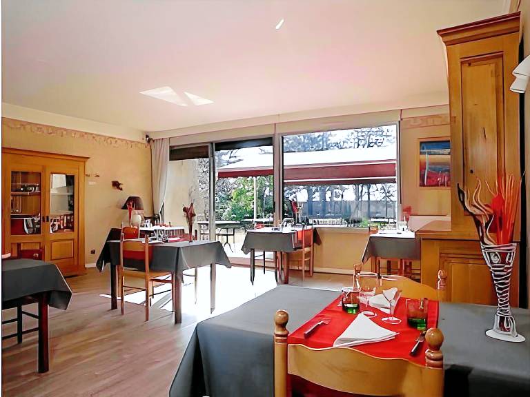 Logis Hotel l'Abricotine — photo 5