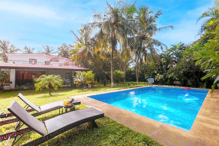 Villa  Mandwa Beach