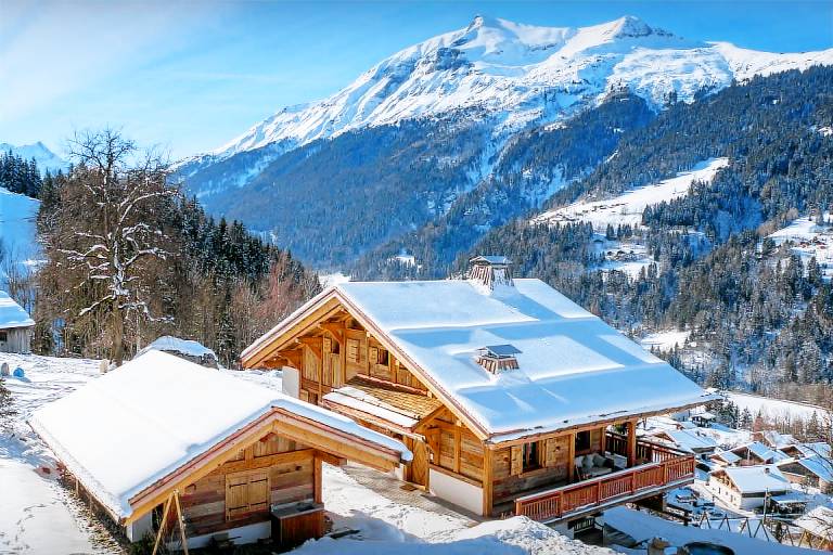Luxury chalet for 14 (11 adults max) spa and summer pool - OVO Network — photo 2