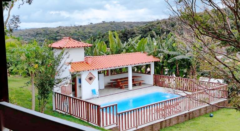 Vacation home with pool, BBQ & yard | Good for workation | Dogs allowed — photo 3