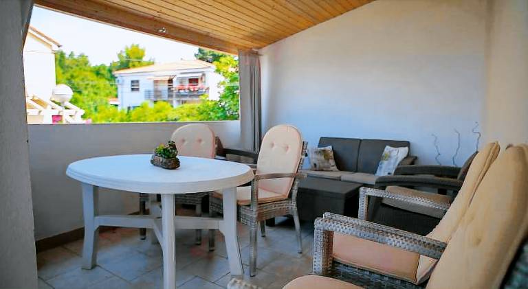 Rental apartment with terrace — photo 5
