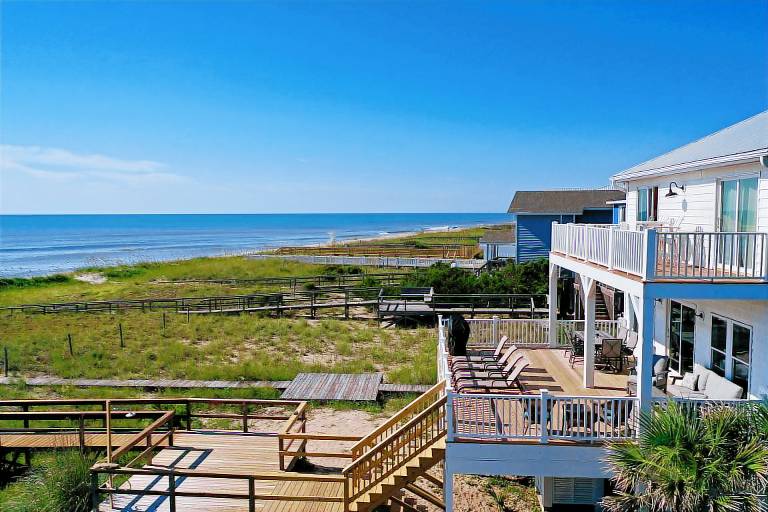 House with barbecue | Water view in Kure Beach, NC