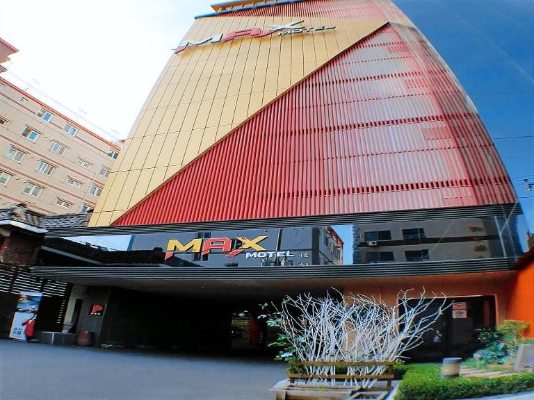 Sasang Max Motel