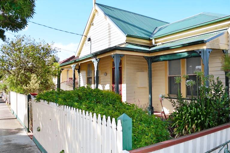 House  Creswick