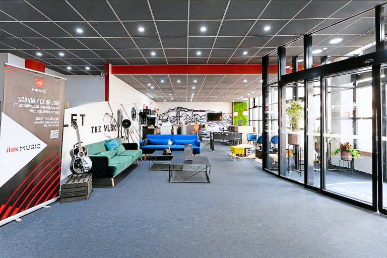 Ibis Paris Pantin Eglise in Bobigny