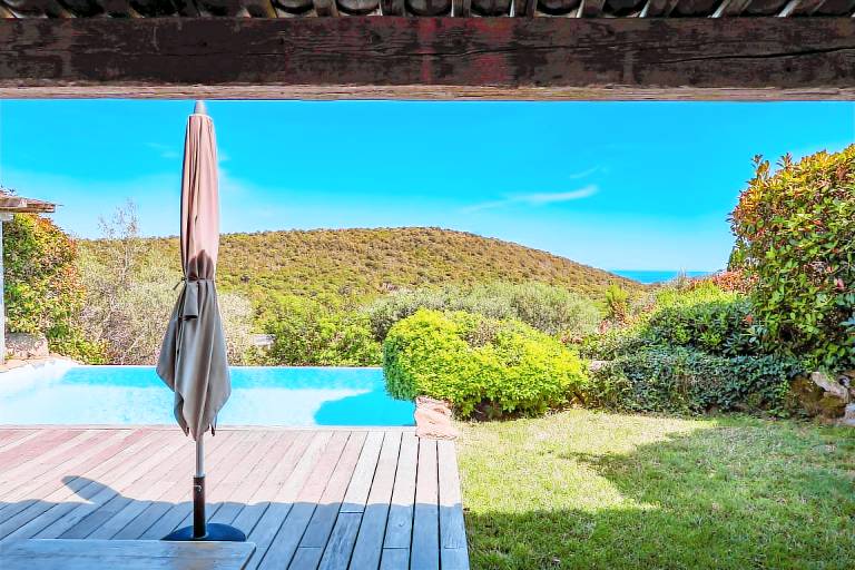 Villa with patio, barbecue & private pool | Sea view — photo 4