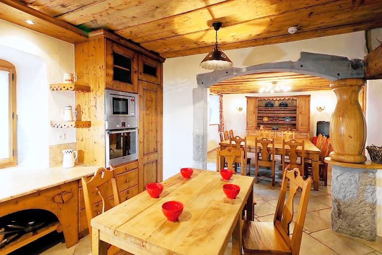 Chalet 'La Ferme Des Fontany' with Mountain View, Private Terrace and Wi-Fi — photo 5