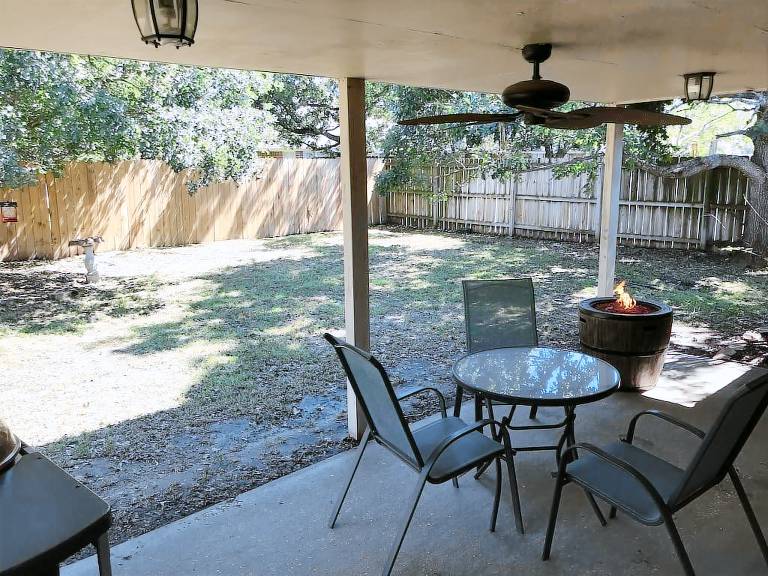 House  Pebble Creek
