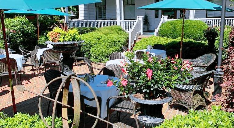 1842 INN - BED AND BREAKFAST — photo 3