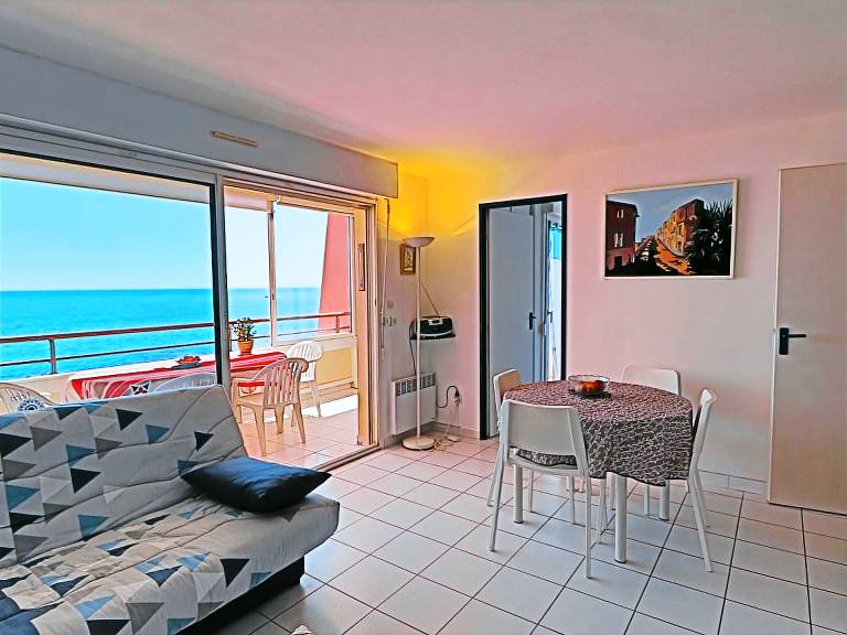Rental apartment with pool — photo 2