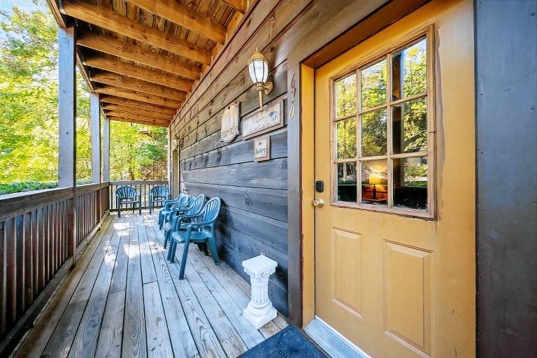 Child-friendly beautiful cabin with private pool | Pets are welcome — photo 4