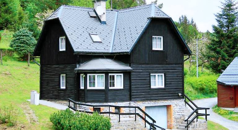 Holiday apartment with garden | Dogs allowed in Ludvikov