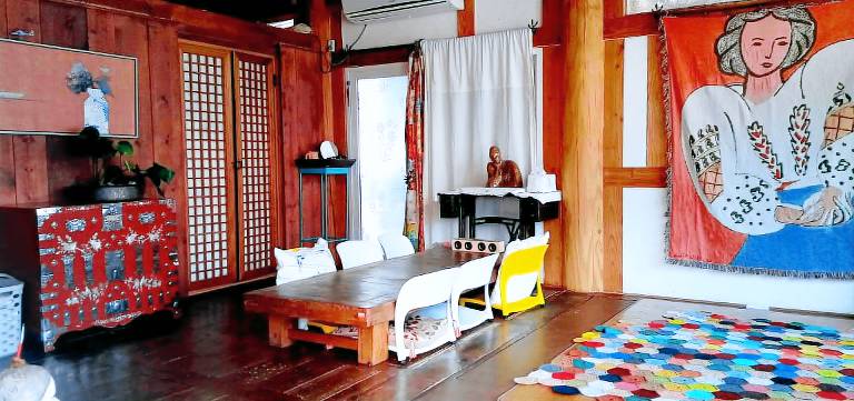 Atelier Entire House Hanok Stay. Jeonju Hanok Village Late Sleep Travel – Atelier 'Geodaga' — photo 4