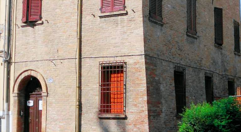 Low Cost Ferrara — photo 4