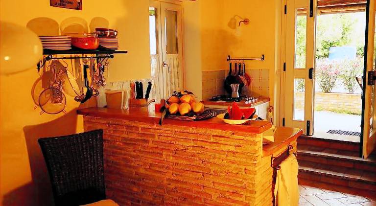 Apartment with 1 room for 4 persons — photo 3