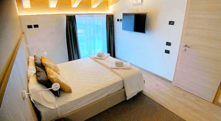 Holiday apartment with 3 rooms for 6 persons — photo 2