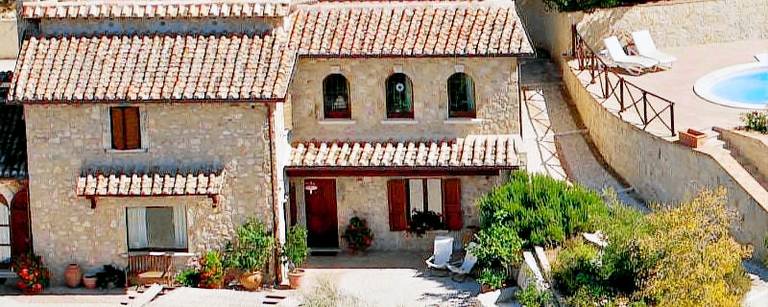 Child-friendly house with pool, patio & BBQ | Dogs allowed — photo 3