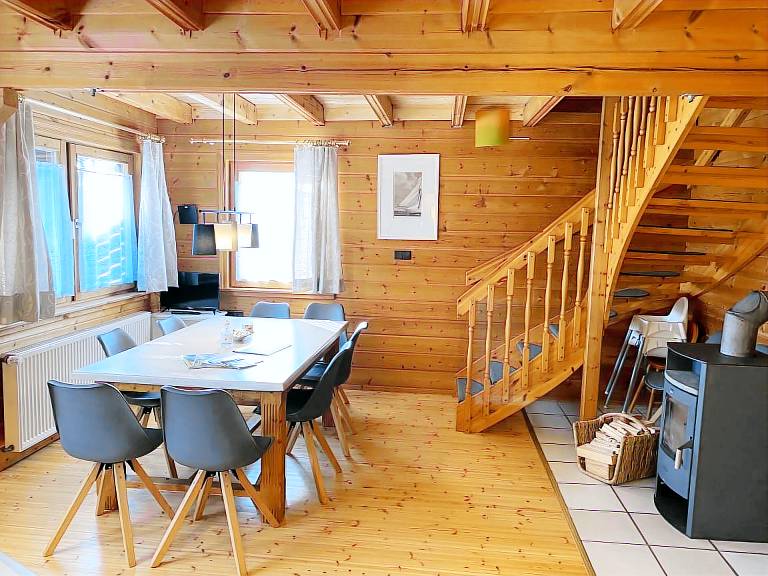Family-oriented house with barbeque, terrace & yard | Nature view | Pets allowed — photo 3