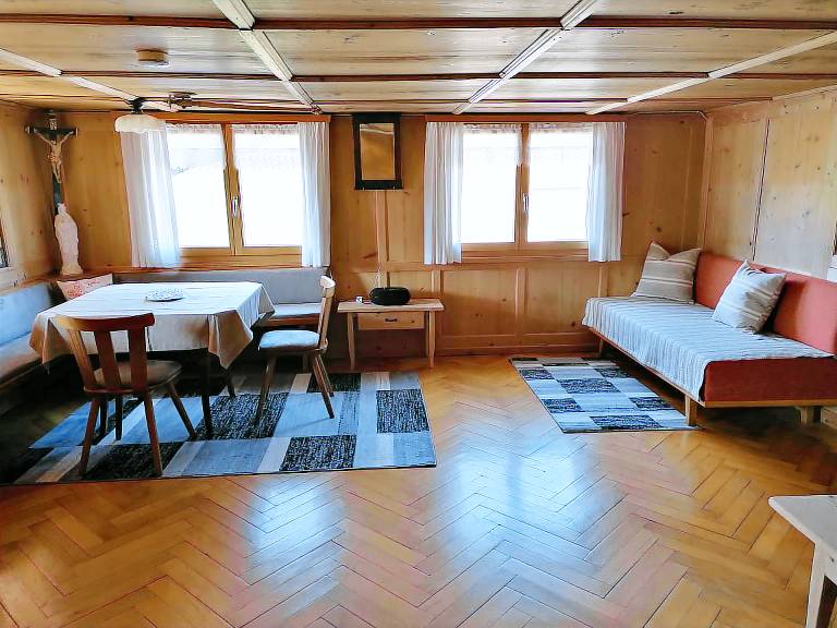 Apartment 'Ferienwohnung In Altem Bauernhaus' with Mountain View, Private Garden and Wi-Fi — photo 2
