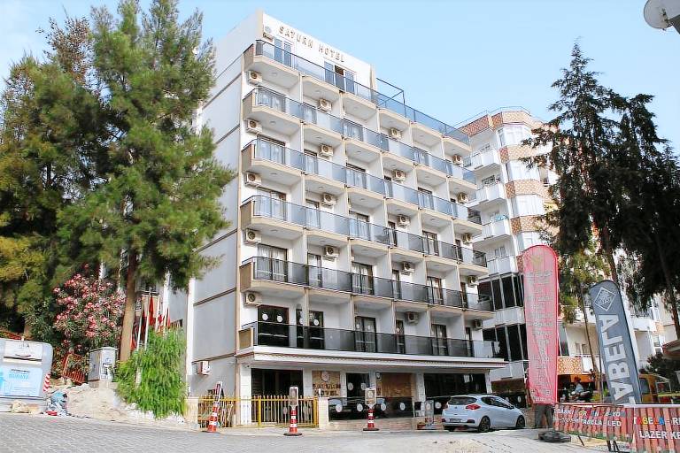 Saturn Hotel — photo 3