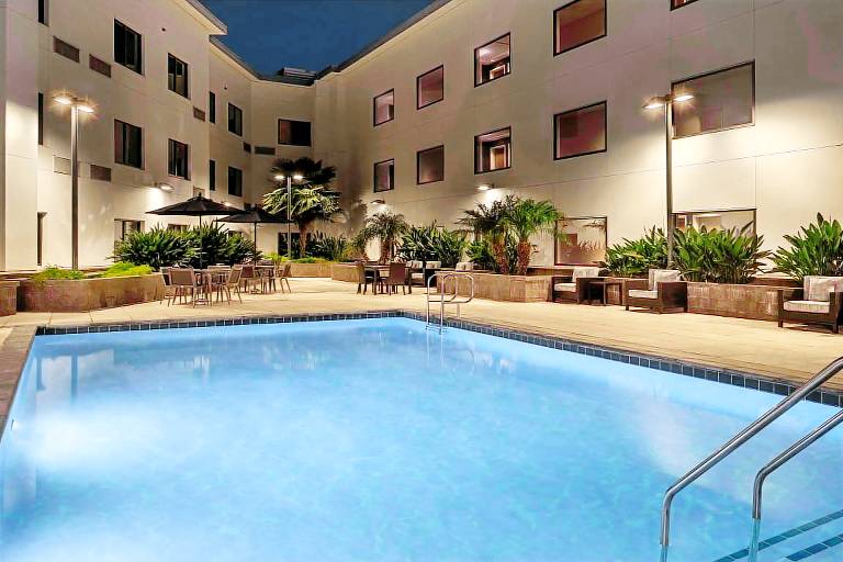 Courtyard by Marriott Redwood City — photo 2