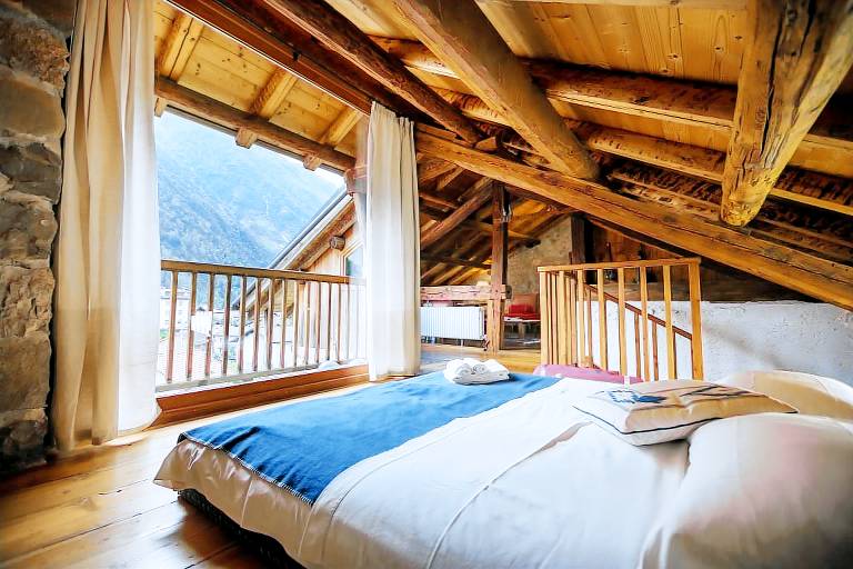 Vacation home with yard, terrace & barbecue | Mountain view | Suitable for remote work — photo 2