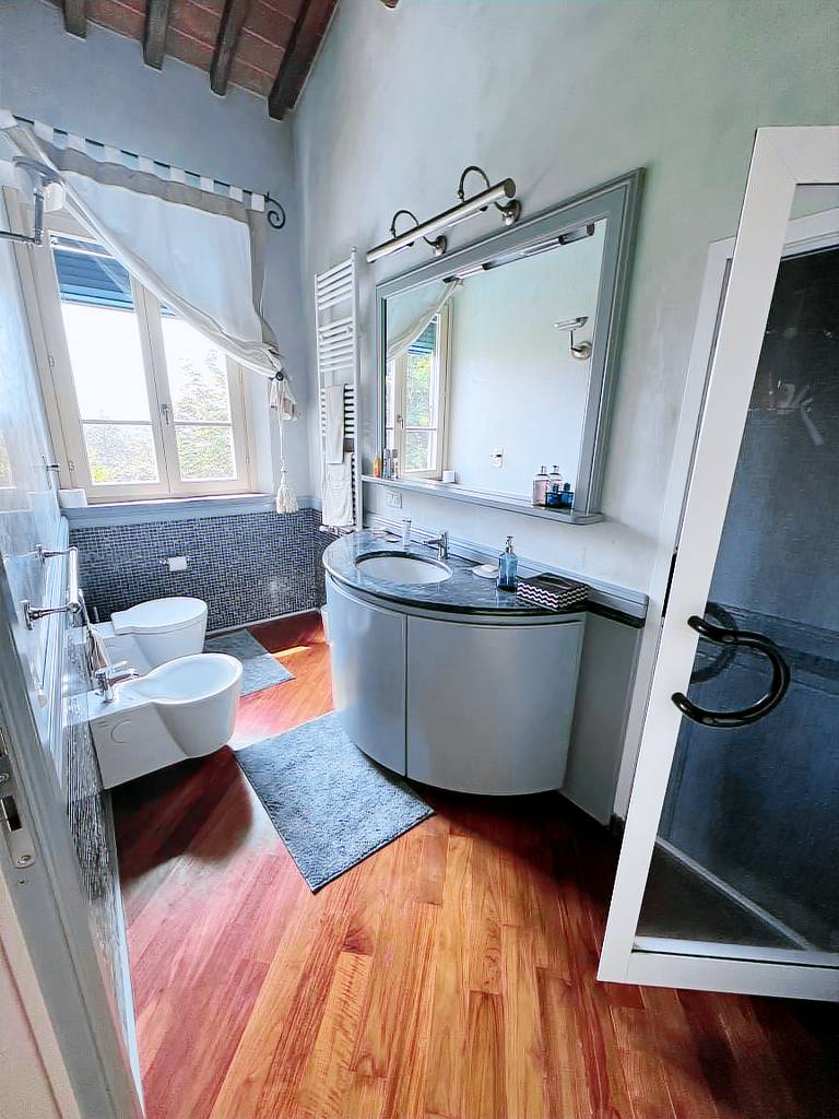 Entspannende Ruhe, herrschaftliches Grundstück und großer Pool - Villa di Rimedio — photo 4