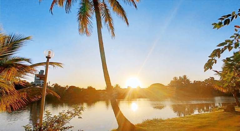 Holiday apartment with pool in Guarapari