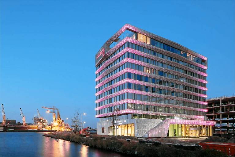 Moxy Amsterdam Houthavens in Zaandam