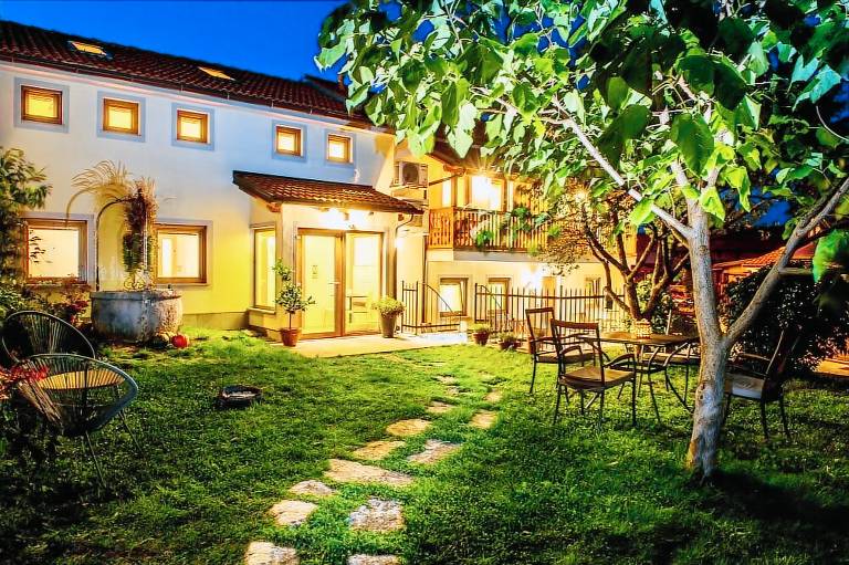 Apartma Senožeče