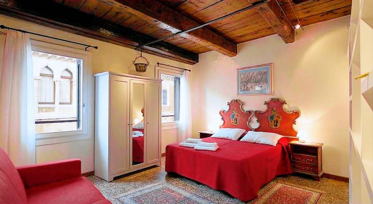 Rental apartment with hot tub | Next to Rialto Bridge | Dogs allowed — photo 2