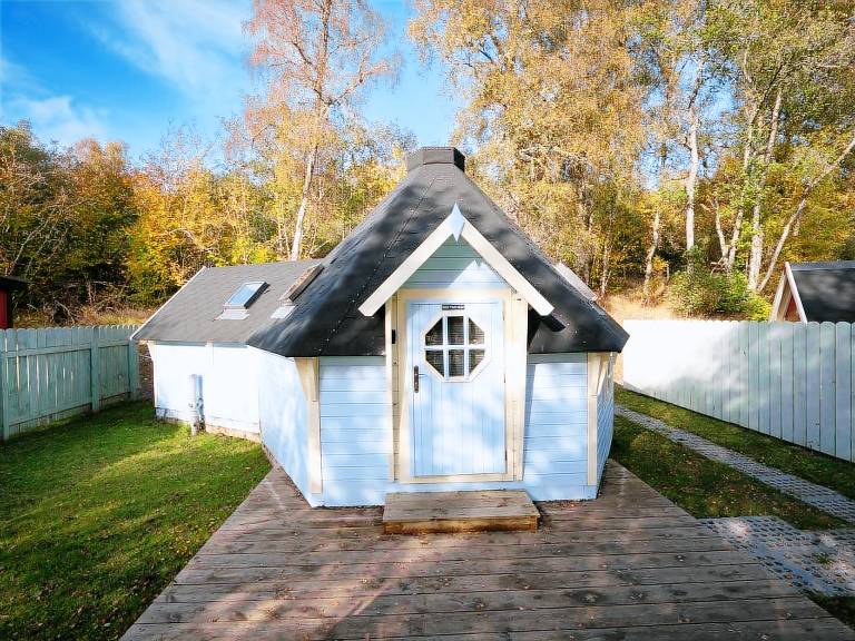 House  Cannich