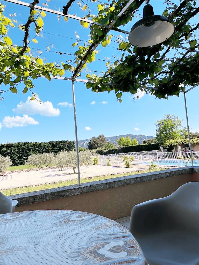 Fully equipped beautiful vacation home with patio, BBQ & private pool | Nature view | Pets are welcome — photo 4