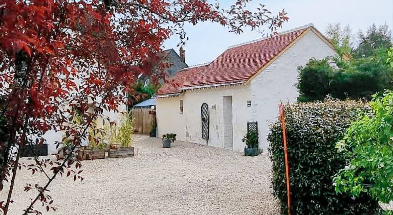 House with jacuzzi, private pool & garden | Pet-friendly in Loches