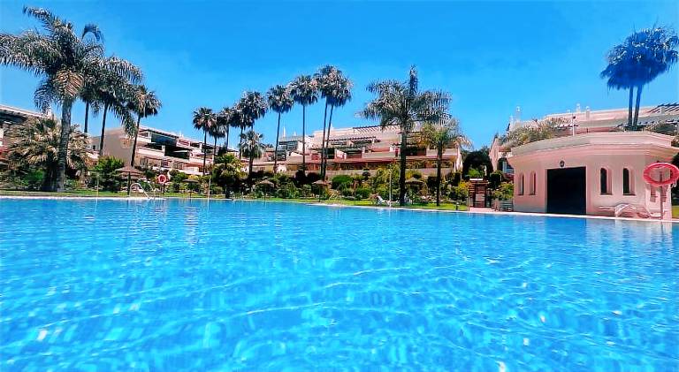 StayatSas Marbella Luxury 2 Bedroom Apartment, 80 m2 Private Terrace, Pools, Walk to Beach & Puerto in Marbella