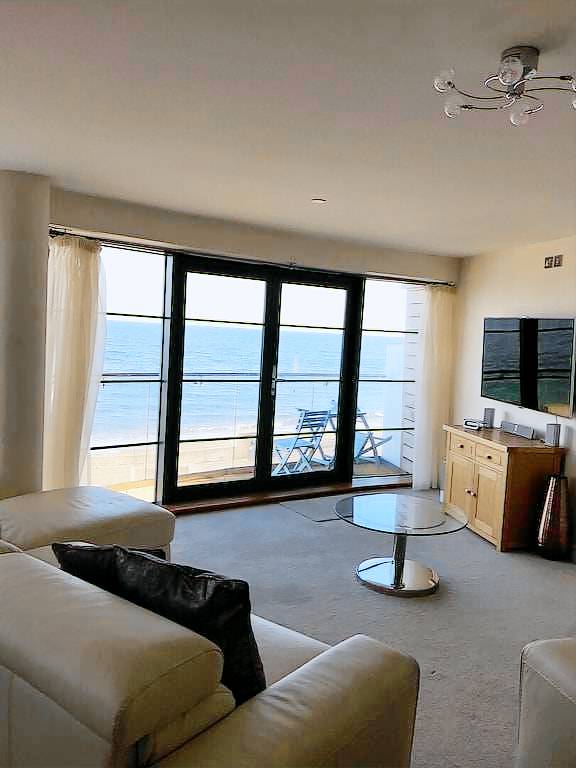 Apartment Bridport