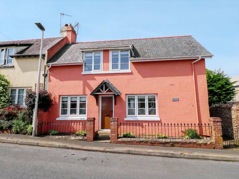 Tracey Cottage