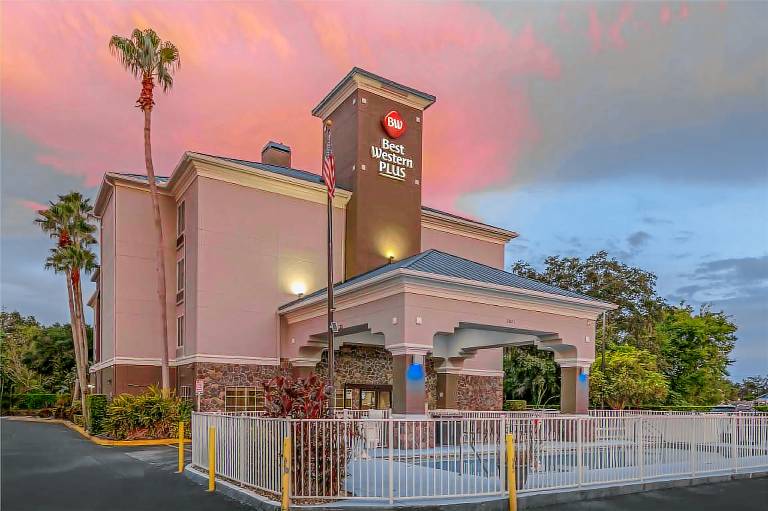 Best Western Plus Sanford Airport/Lake Mary Hotel — photo 4