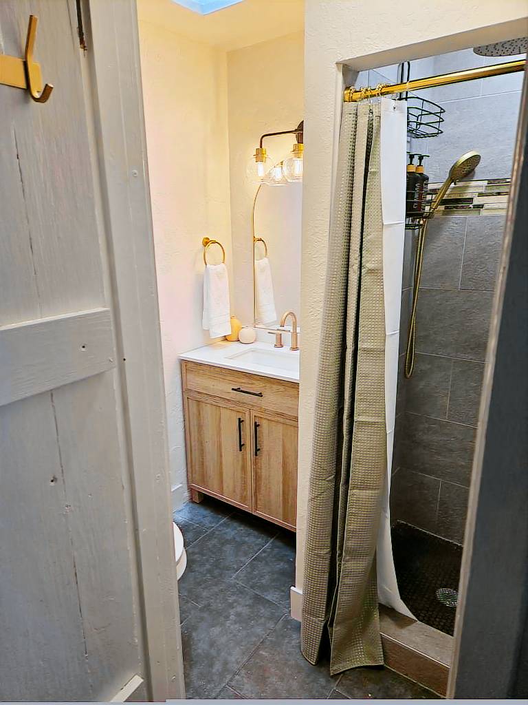 Family-friendly rental apartment with fast internet | Pet-friendly — photo 4
