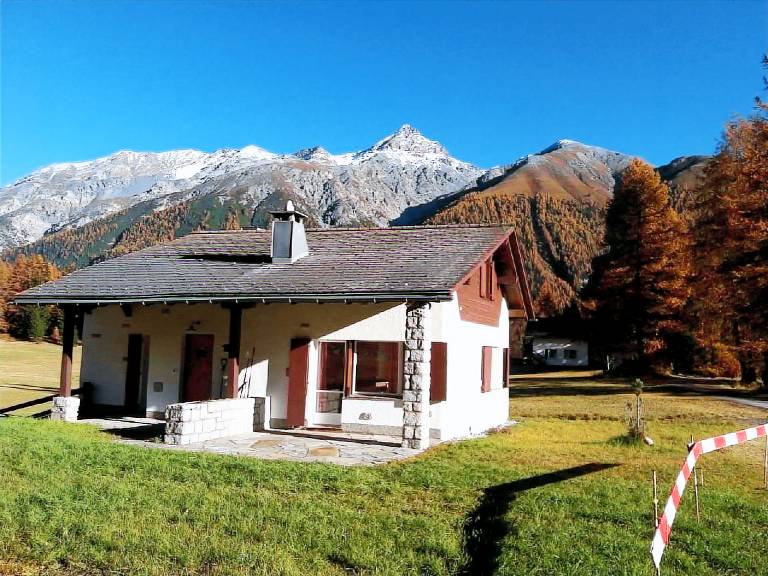 Vacation home with yard & terrace | Nature view — photo 4