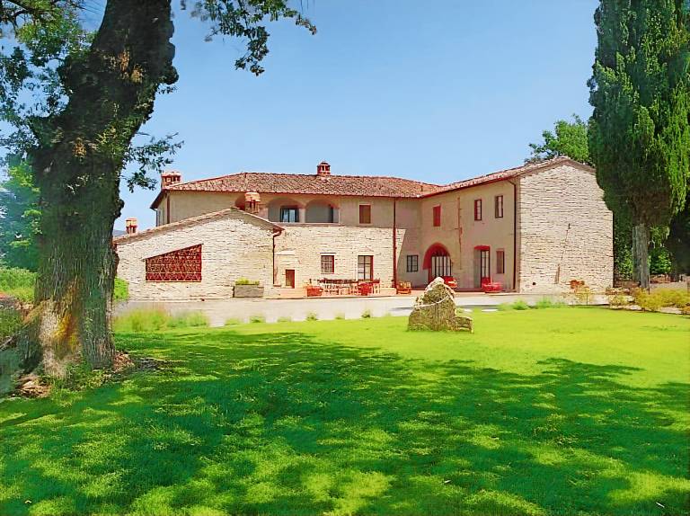 Lovely vacation home with yard, terrace & pool | Pets are welcome in Gaiole in Chianti