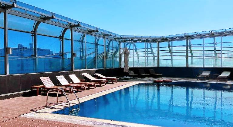 Serviced apartment with terrace, sauna & pool — photo 2