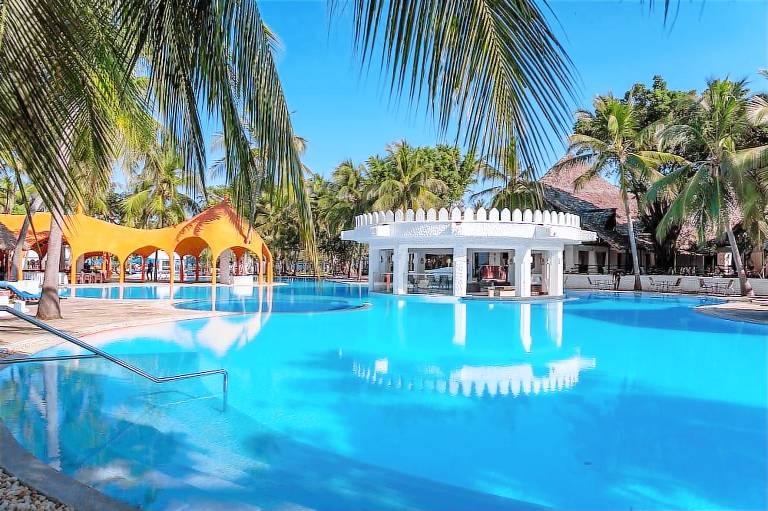 Southern Palms Beach Resort