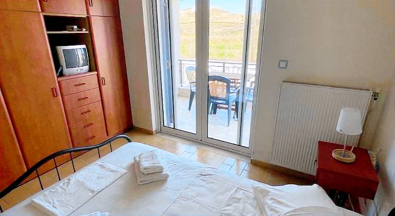 Villa with 3 rooms for 10 persons — photo 2