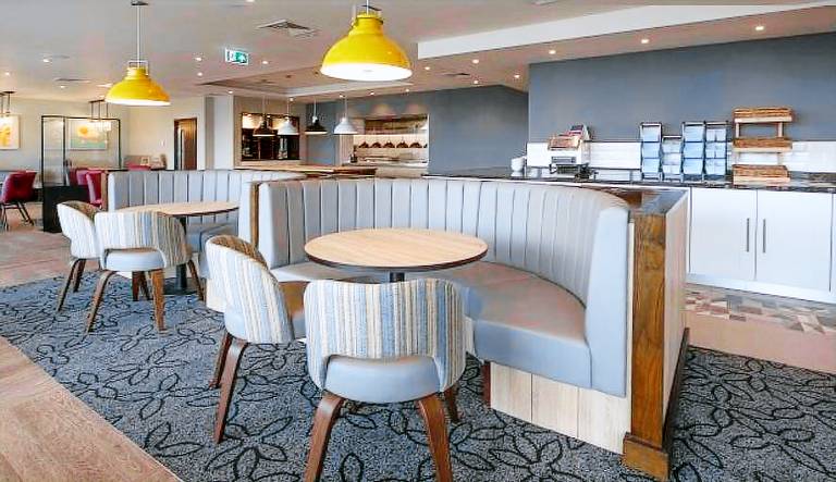 Premier Inn Manchester City Centre (Princess Street) — photo 5
