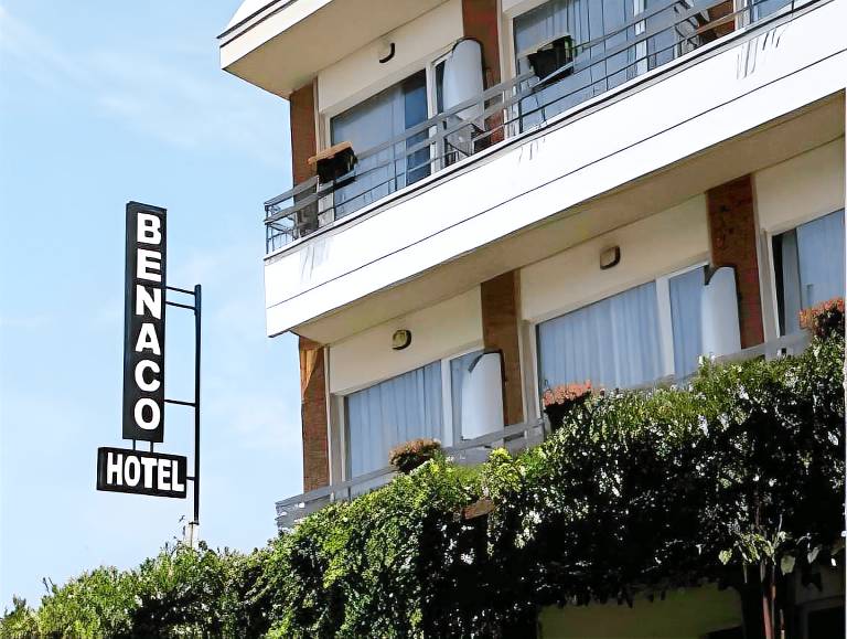 Hotel Benaco Garda S in Torri del Benaco